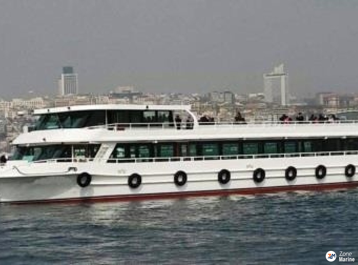Bateau restaurant de 36 m tout équipé aménagé pour croisière avec 350 passagers