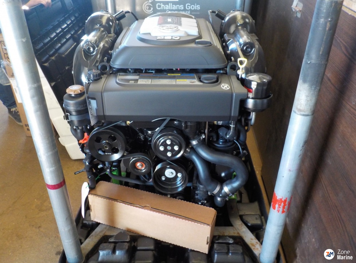 Moteur MERCRUISER 4.5L 250A  -  Neuf 250CV 183.9 KW