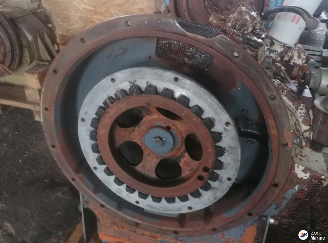 TWIN DISC MG518 ratio 1/4,48