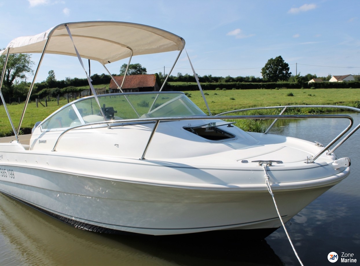 JEANNEAU Leader 545 / YAMAHA 100 / Utánfutó