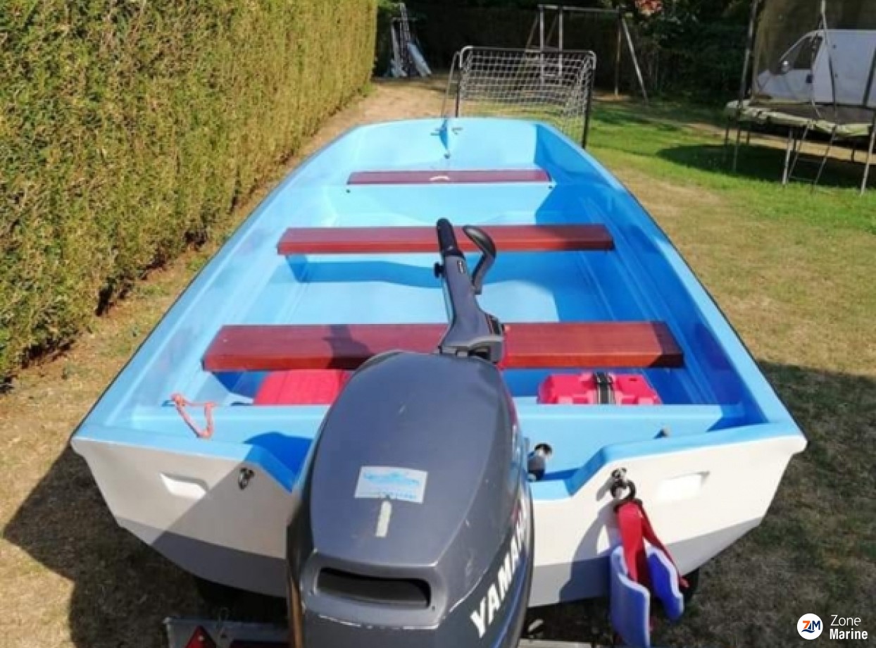 Boston whaler 