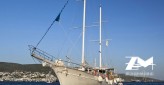 Superbe grand ketch de 32 m avec 8 cabines rénové en 2013 et 2019. Full voiles et moteurs 2 x 315 CV Caterpillar