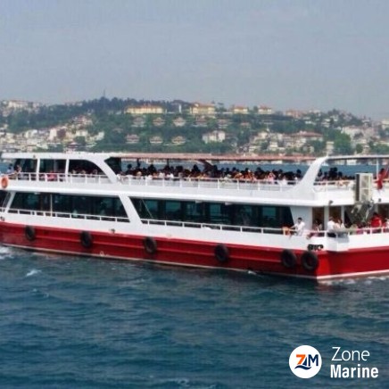 Bateau commercial restaurant 400 passagers 37 m rénové en 2016 
