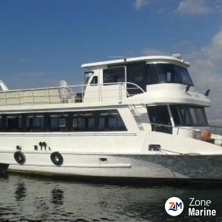 Bateau restaurant 120 passagers de 22 m rénovation en 2009 et 2016
