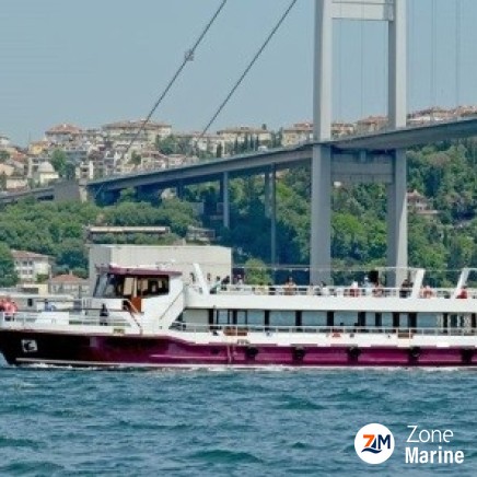 Bateau restaurant réceptif de 31 m récemment rénové et tout équipé pour repas animation 300 pax