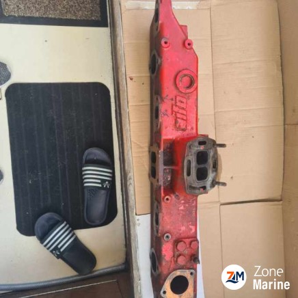 recherche collecteur d'échappement moteur marin Iveco  8361 SMR37