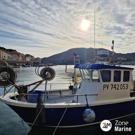 Bateau de peche avec pme et aep barre