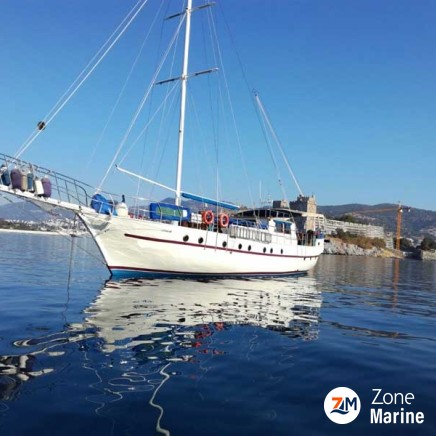  Ketch de 23 m avec 6 cabines doubles pour 12 invités, totalement rénové en 2013 