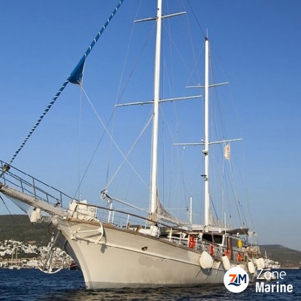 Superbe grand ketch de 32 m avec 8 cabines rénové en 2013 et 2019. Full voiles et moteurs 2 x 315 CV Caterpillar
