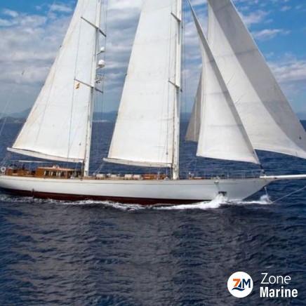 Grand Voilier traditionnel classique 2 mats de 48 m full voiles tout équipé aménagé pour 8 invités plus équipage