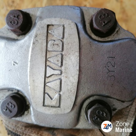 Pompe hydraulique kayaba 4ZP4