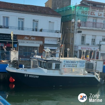 bateau de pêche avec PME