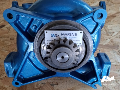 Pompe eau douce Baudouin 8M26 