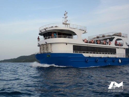 Bateau d'excursion Touristique à vision sous marine panoramique de 26m année 2016