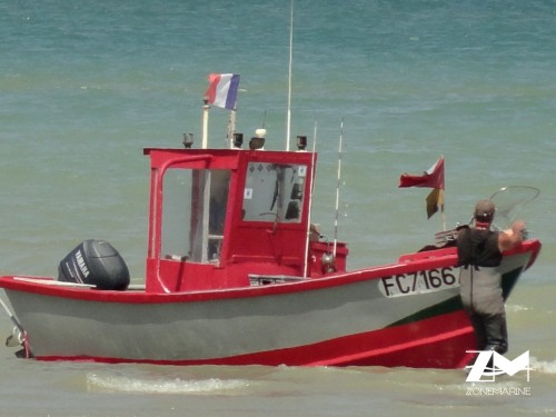 bateau pêche de loisir