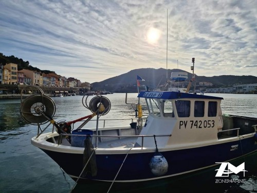 Bateau de peche avec pme et aep barre