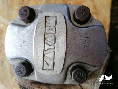 Pompe hydraulique kayaba 4ZP4