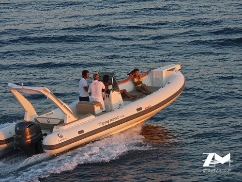 Location de bateaux et semirigides au Lavandou