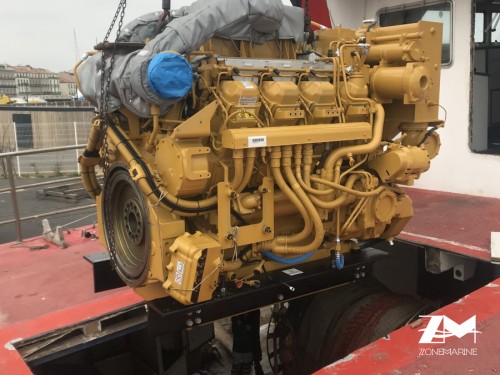 Moteur Marin Caterpillar 3508 C 783 bkW 1050 bHP1600 rpm