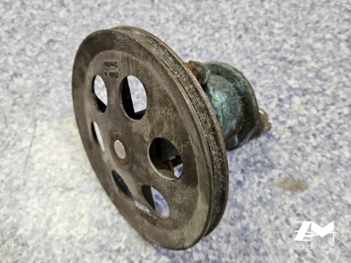 Pompe à eau de mer 3858847 Volvo Penta