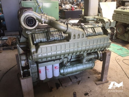 Moteur marin WARTSILA Type : UD23V12M5D