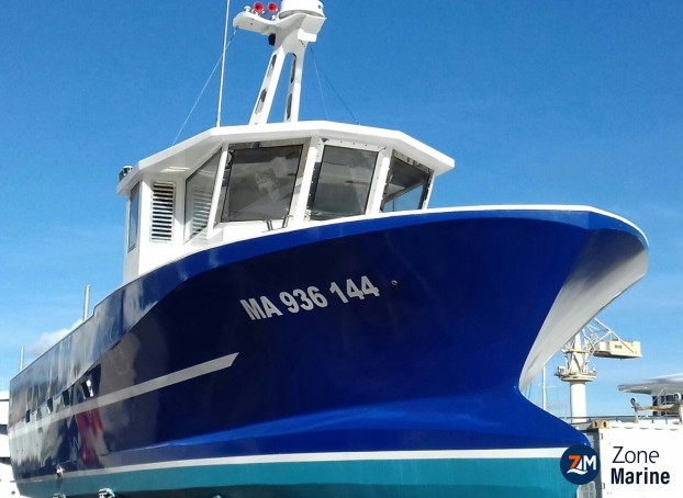 Bateau de pêche neuf avec PME