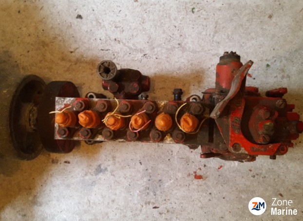 Pompe Injection Moteur Marin 8210 SRM 36