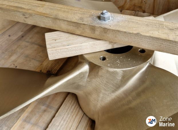 Helice neuf pour chalutier 