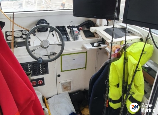 Uniquest pro fishing cruiser 32