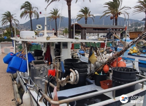 Uniquest pro fishing cruiser 32