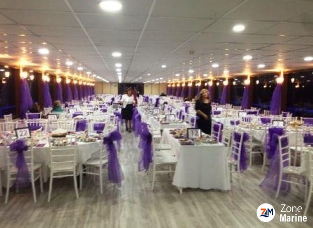 Bateau passagers restaurant neuf 2016 de 42 m tout équipé et aménagé pour 600 pax en croisière