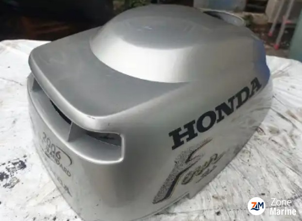 Capot moteur hors-bord