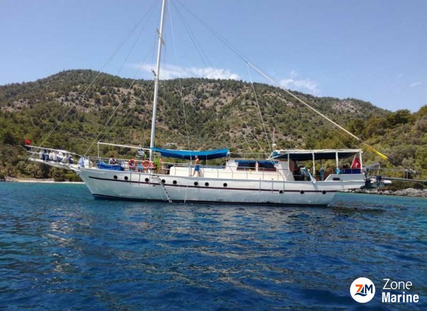  Ketch de 23 m avec 6 cabines doubles pour 12 invités, totalement rénové en 2013 