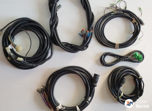 Faisceaux moteur Hors bord-In bord