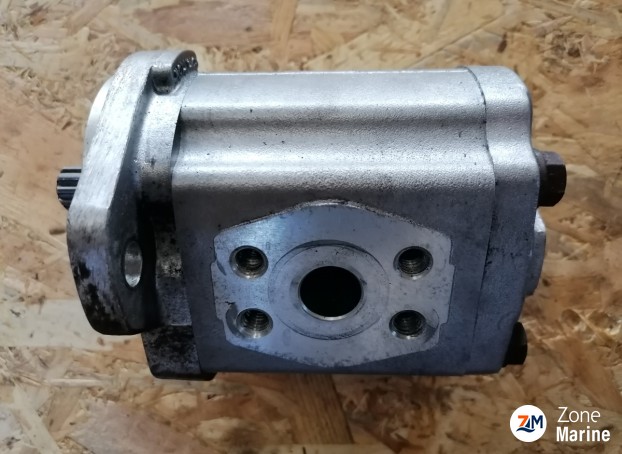 Pompe hydraulique kayaba 4ZP4