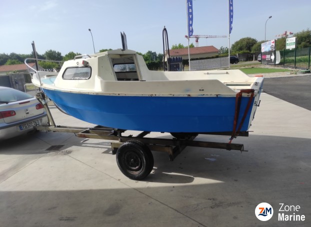 Petit bateau type Arcachonais 