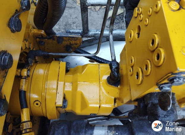 Hydraulics Winches Stock available for Sale.