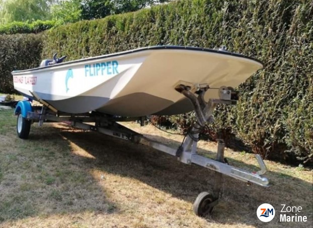 Boston whaler 