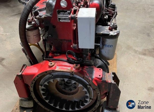 Moteur Iveco 210cv 8361SM21