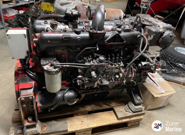 Moteur Iveco 210cv 8361SM21