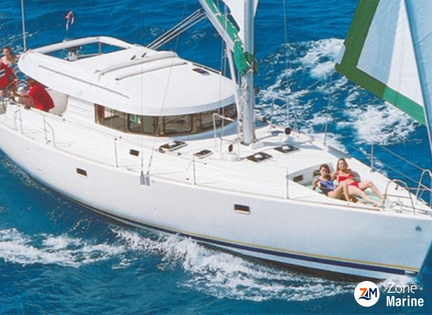 Location monocat Atoll 43 - 4 cabines - Antilles
