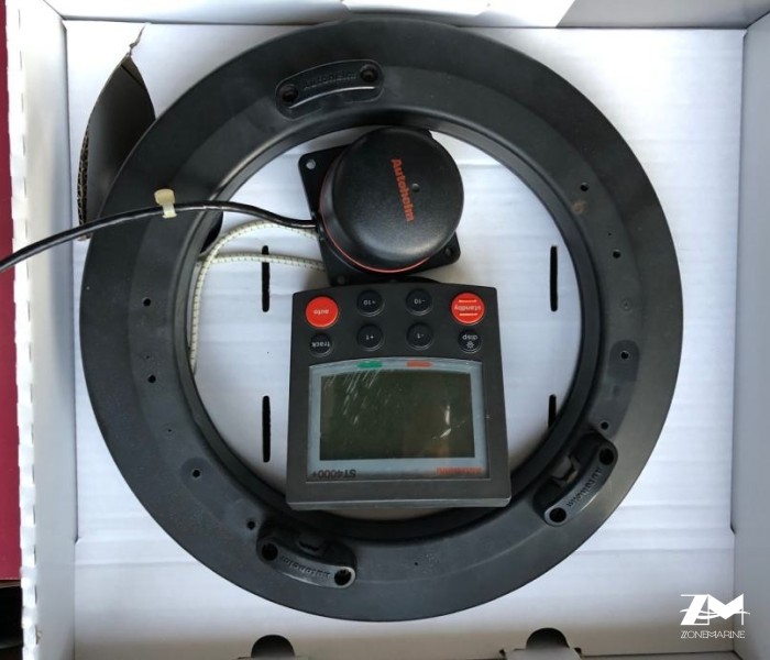 PILOTE AUTOMATIQUE RAYMARINE ST4000+ POUR BARRE FRANCHE