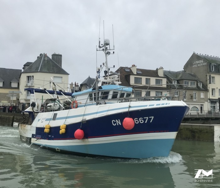 À vendre chalutier 15m 