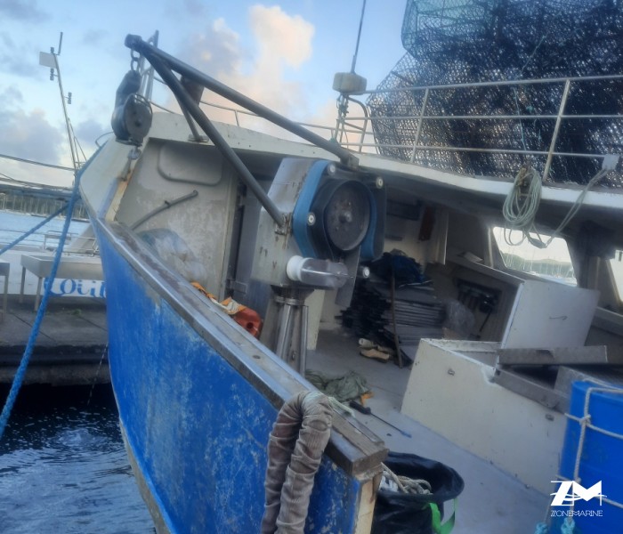 Urgent Vente Bateau de Pêche Beneteau