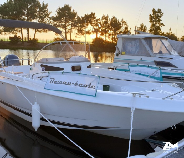 Permis bateau côtier hauturier fluvial dans le médoc en Gironde : Hourtin Carcans Bordeaux Pauillac Lesparre Soulac Le Verdon Saint Laurent Médoc, à 2 pas de l'Océan Atlantique et une heure de Bordeaux