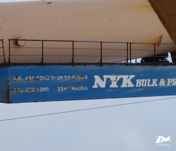 MITSUBISHI 450 TON DECK CRANE