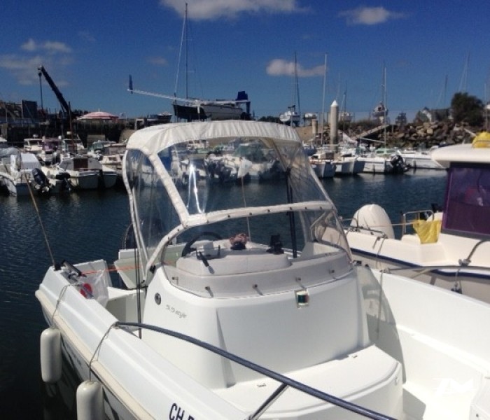 Capote PVC pour bateau open Jeanneau cap camarat 5.5 style