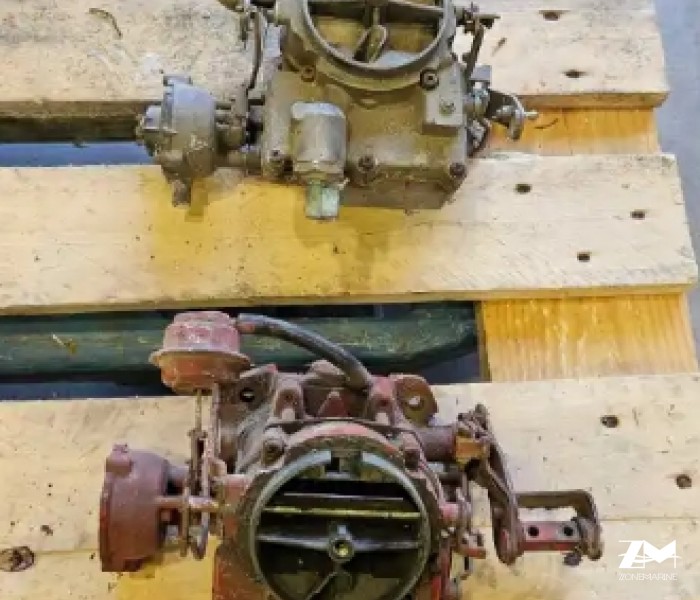 Carburateurs in-bord