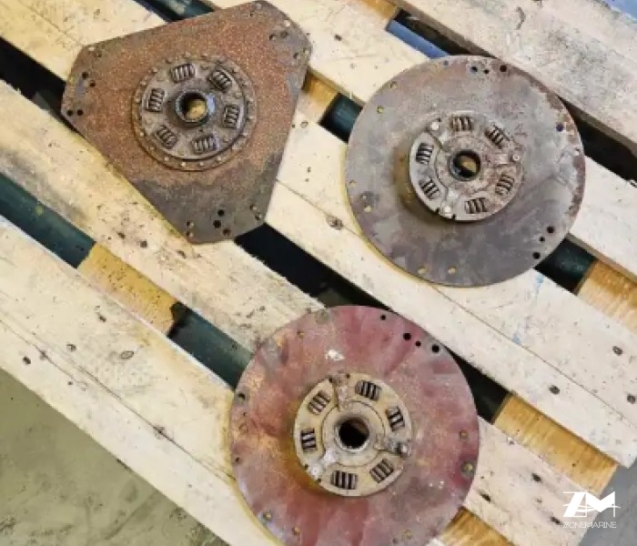 Damper in-bord