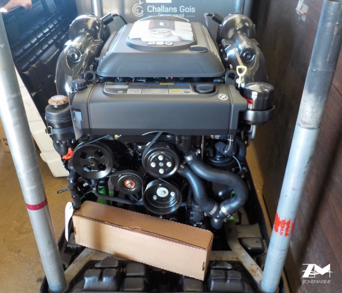 Moteur MERCRUISER 4.5L 250A  -  Neuf 250CV 183.9 KW